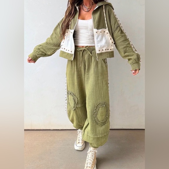 NWT POL Studded Contrast Textured Gauze Crochet Hooded Jacket Hoodie Olive - Picture 14 of 14